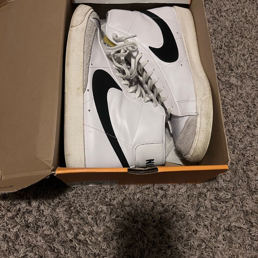 Nike Blazer Mid ‘77 VNTG